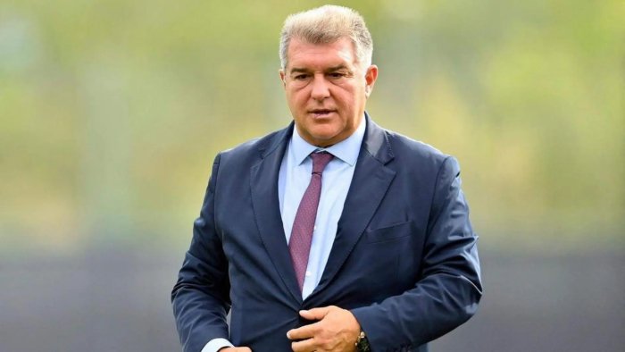 "Barselona" yozda boshqa yangi futbolchi sotib olmaydi