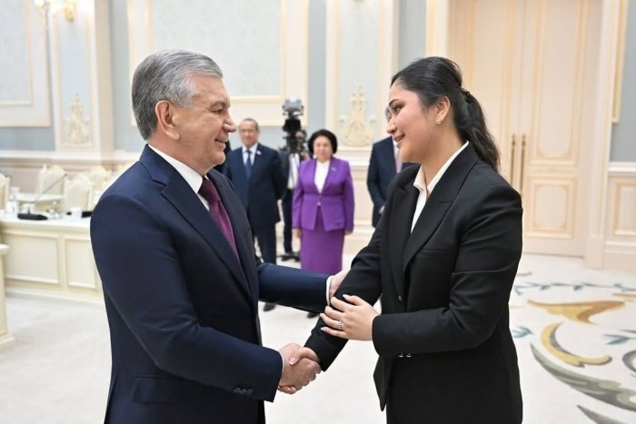 Gulruhbegim Toxirjonova prezident Shavkat Mirziyoyev bilan uchrashdi 