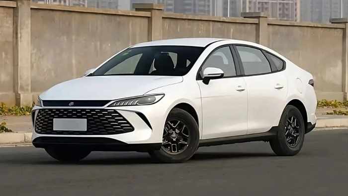 Хитой қарийб 90 000 та автомобилни қайтариб олади