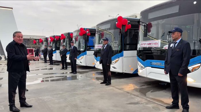 Andijonda yangi avloddagi elektrobuslar harakati yo‘lga qo‘yildi Andijonda yangi avloddagi elektrobuslar harakati yo‘lga qo‘yildi