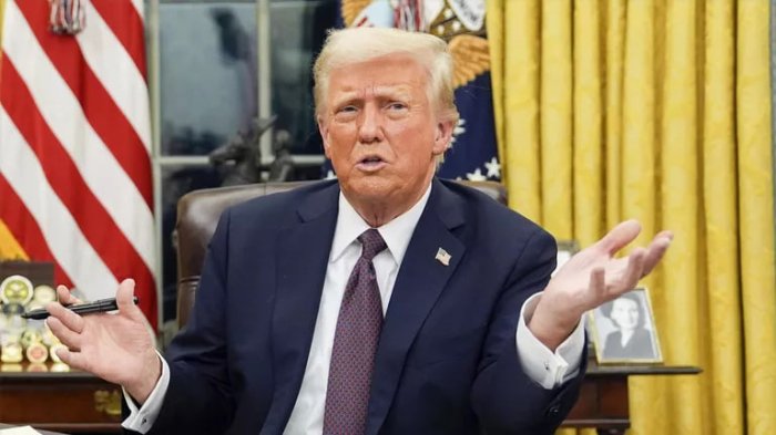 Трамп журналистларга нисбатан босим ўтказиш бўйича Байден дастурлари бюджетини қисқартирмоқчи.
