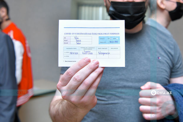 Озарбайжонда бустер доза билан эмланганларга муддатсиз сертификат берилади