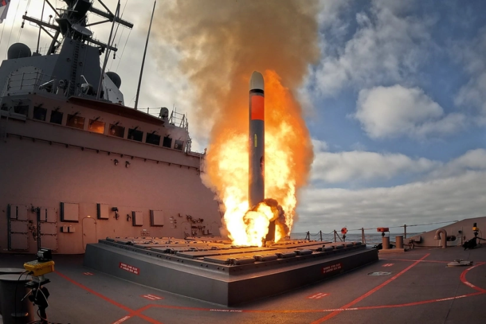 Пентагон Украинага "Tomahawk" қанотли ракеталарини етказиб беришга рухсат берди