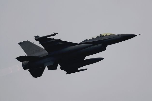 Eron havo hujumidan mudofaa kuchlari Isroilning F-16 qiruvchi samolyotini yo‘q qildi