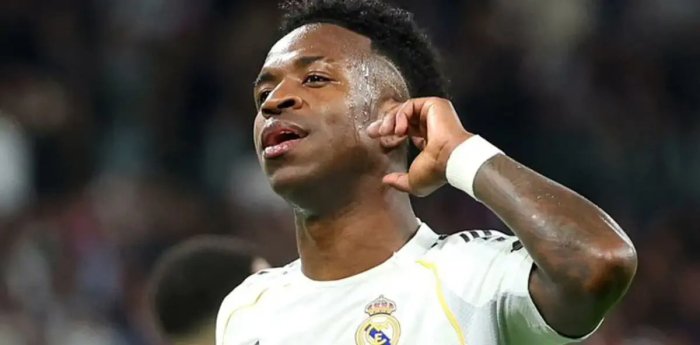 "Real" Vinisius bilan nima qilishni hal qildi