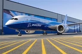  Germaniyadagi aeroportda Boeing 787 samolyotining shassisi sinib ketdi