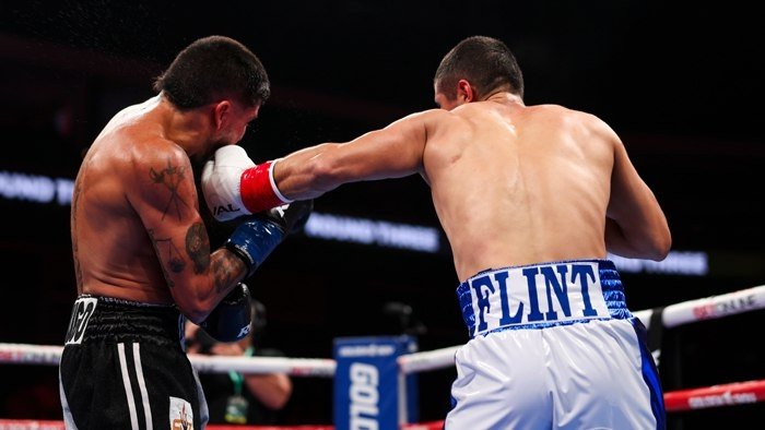 Руслан Абдуллаев профессионал боксдаги навбатдаги ғалабасини қўлга киритди