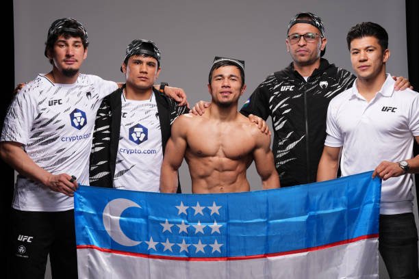 Ўзбекистонлик жангчи UFC билан шартномасини янгилади