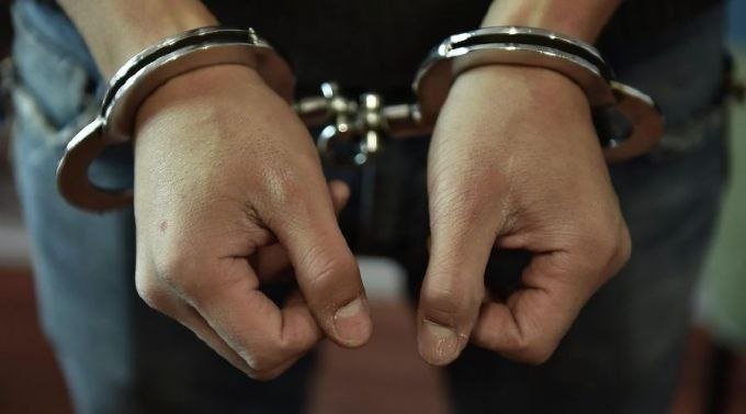 Asaka hokimligi sobiq xodimi katta miqdordagi pora bilan qo‘lga olingani aytilmoqda