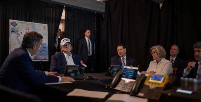 Америкаликларнинг қарийб ярми АҚШнинг Эрондаги ҳарбий амалиётидан норози