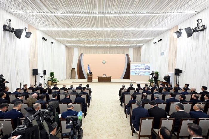 Президент масъулларга автокредит ставкасини пасайтиришни айтди