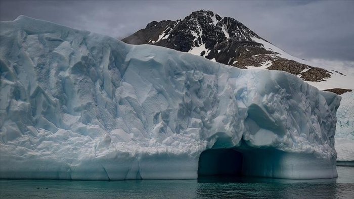 Антарктидадан Буюк Британия оролининг катталигидаги улкан айсберг узилиб қолди