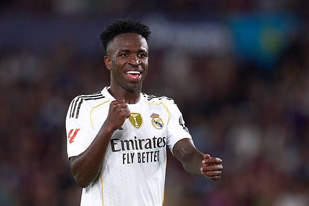 Vinisius "Real"ga ikkita talab qo‘ydi