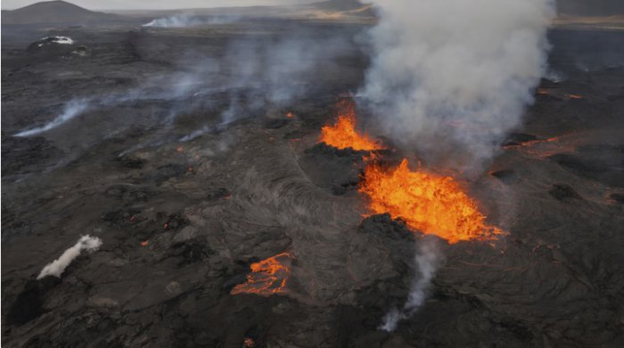 Indoneziyada Levotobi vulqoni otilishi oqibatida 10 kishi halok bo‘ldi