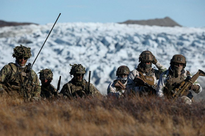 Дания Гренландияга ҳарбий бўлинмаларни йўналтирмоқда