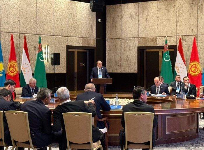 Markaziy Osiyo xavfsizligi: Samarqandda mintaqaviy barqarorlik konsepsiyasi muhokama qilindi