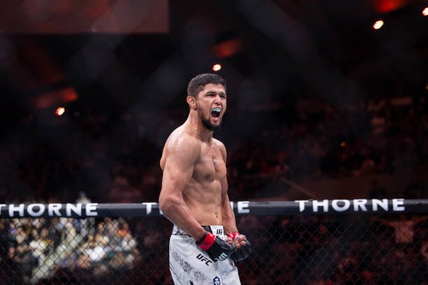 UFC. Нурсултон Рўзибоев вазнини ўзгартирмоқчи