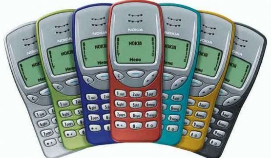 Nokia яна битта афсонавий телефонни «тирилтиряпти»! (фото)