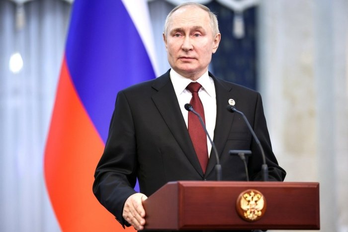 Putin Yevroosiyoda yangi xavfsizlik tizimini yaratishni taklif qildi