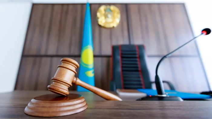 Қозоғистонда ўқувчи қизни зўрлаган ўзбекистонлик эркак умрбод қамоққа ҳукм қилинди