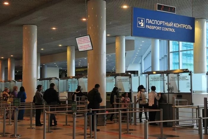 Rossiyaga vizasiz rejimda kelayotgan chet el fuqarolari uchun majburiy ro‘yxatdan o‘tish joriy etiladi