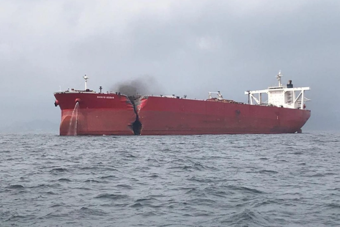 Финляндия кўрфазида икки кема тўқнашди