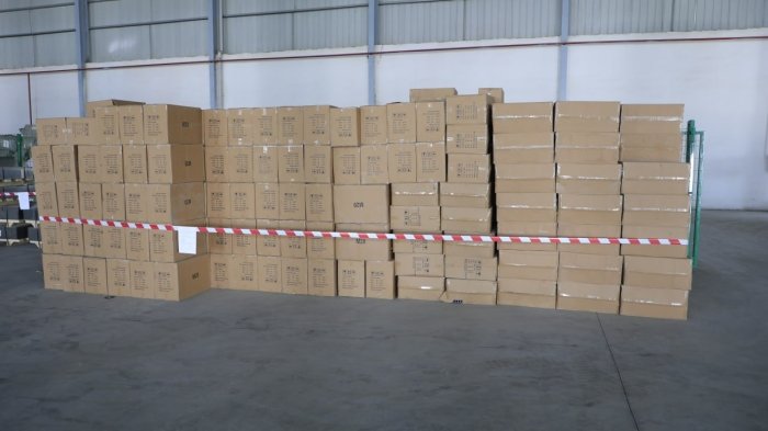 Andijonda 100 million so‘m.dan ziyod tovarlarni hujjatlarda ko‘rsatmasdan olib kirishga bo‘lgan urinish fosh etildi