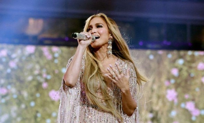 Jennifer Lopes konsertini tadbirkorlar moliyalashtiryaptimi?