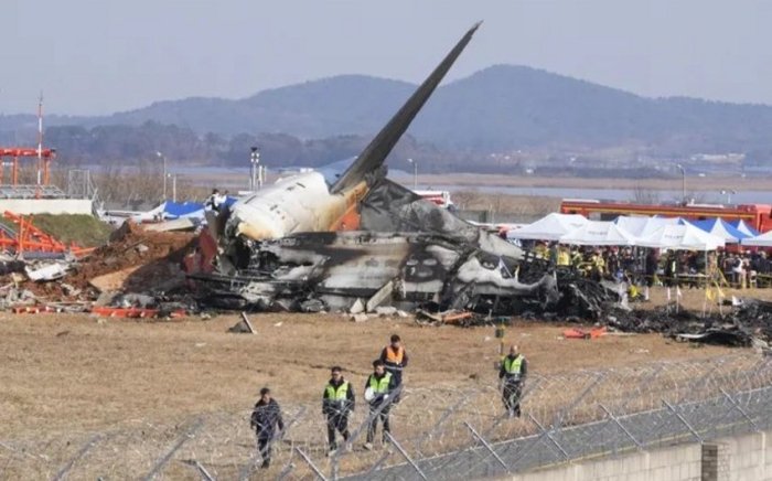 Janubiy Koreyadagi Muan aeroportida aviahalokat tufayli barcha reyslar bekor qilindi