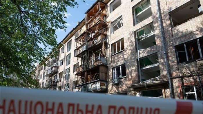 Украина: Киевга берилган ракетa зарбаси оқибатида икки киши ҳалок бўлди, 10 киши яраланди Украина: Киевга берилган ракетa зарбаси оқибатида икки киши ҳалок бўлди, 10 киши яраланди