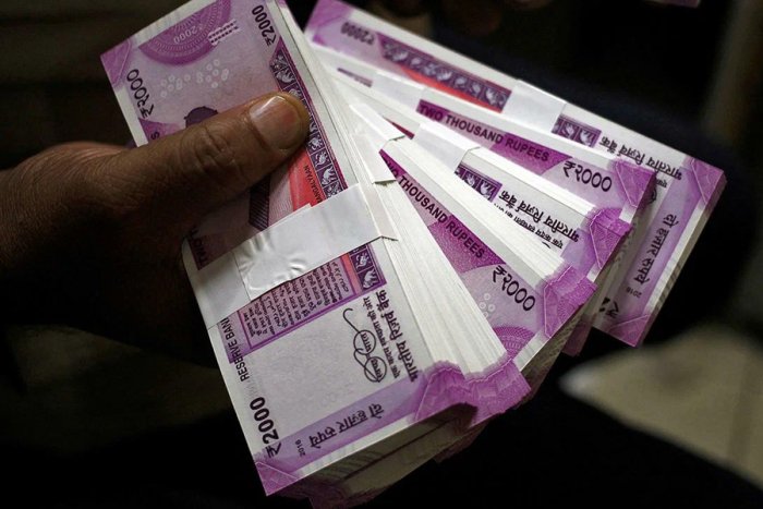 Ҳиндистонда миллионлаб уй бекаларига пул тўлаш бўйича ўзига хос тажриба ўтказилмоқда — BBC