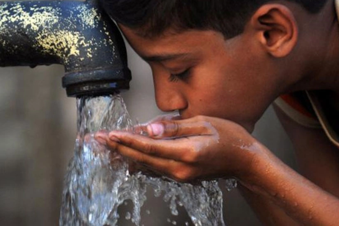 Hindistonda ichimlik suvi tufayli 13 kishi halok bo‘ldi, 160 dan ortiq kishi kasalxonaga yotqizildi