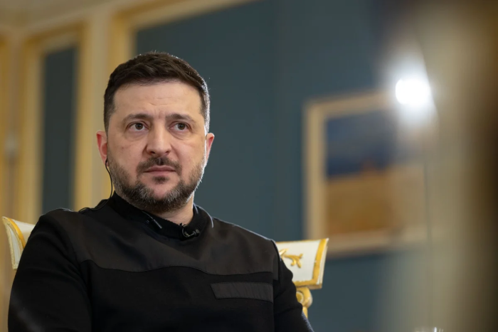 Зеленский: "Краматорскка қилинган Россия ҳужумида беш киши ҳалок бўлди"