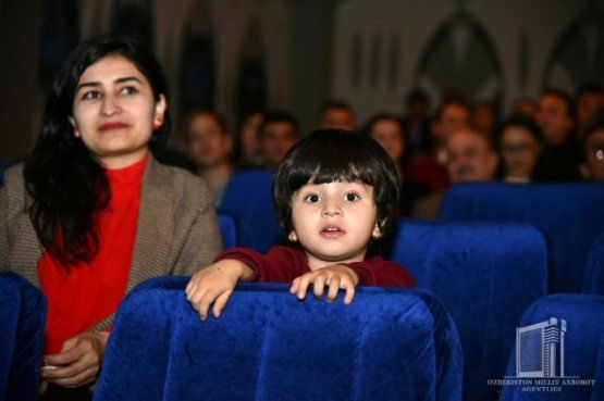 Eng yaxshi sahna asarlari bolalar uchun​