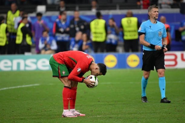 "Portugaliya Ronaldu uchun Yevroni yutmoqchi"