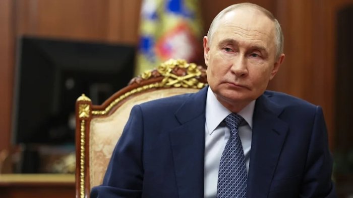 Совет техникаси тугади: Россия фронтда антиквар танкларга ўтди 