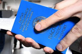Қирғизистон россияликларга фуқаролик беришни вақтинча тўхтатди