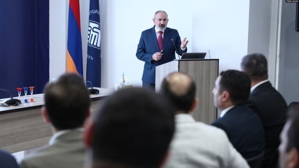 Pashinyan Ozarbayjon bilan chegarani delimitasiya qilish haqida gapirdi