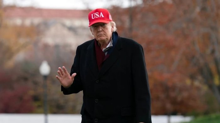 AQSh sudi Tramp administrasiyasining migrantlarni tezlashtirilgan tarzda deportasiya qilish rejalarini to‘xtatdi