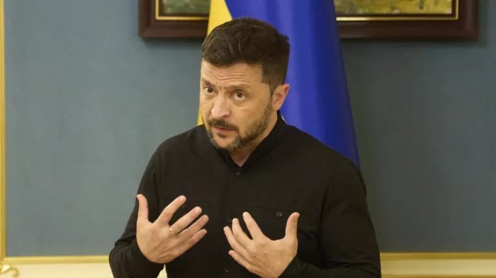 Зеленский: "Ғарб иттифоқчилари Украина 18 ёшли болаларни сафарбар қилмагани учун Россияга қарши санкцияларни кучайтиришдан бош тортди"
