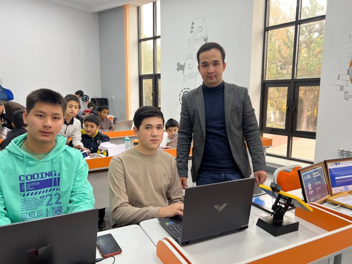 Maktab o‘quvchisi odamlarni is gazidan saqlab qoladigan qurilma yaratdi