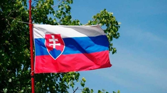 Словакия Украинадан ёрдам эвазига товон талаб қилмоқда