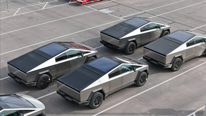 Tesla 6000 dan ortiq Cybertruck elektromobillarini qaytarib oladi