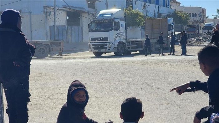 Haaretz: Исроил ёрдамнинг Ғазога етиб боришига йўл қўймаслик учун қаттиқ чоралар кўрмоқда