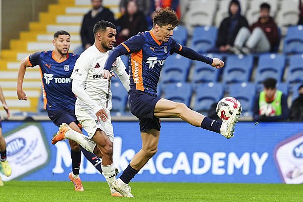 Элдор Туркияда порламоқда