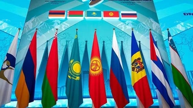 ЕОИИ 2025 йилгача Евроосиё транспорт коридорларини ривожлантириш режасини тасдиқлади
