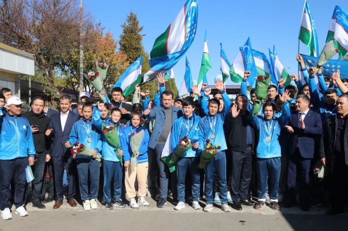 II Turkiy davlatlar universiadasi o‘yinlarida umumjamoa hisobida birinchi bo‘lgan O‘zbekiston delegasiyasi kutib olindi