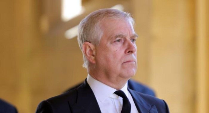  Буюк Британия собиқ шазодаси ҳибсга олинди