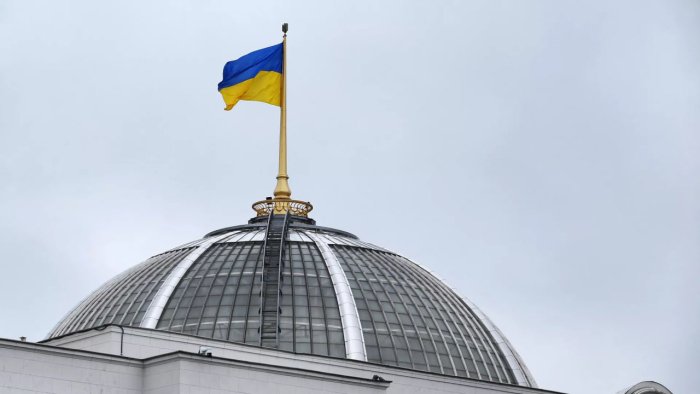 Киев музокараларнинг навбатдаги босқичини ёмонроқ ҳолатда бошлайди —депутат