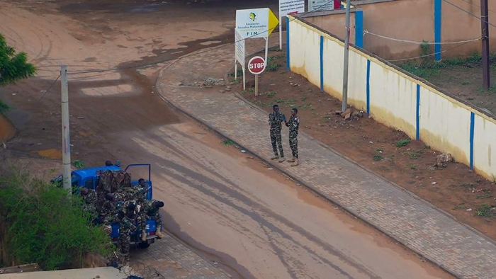 Fransiyadagi elchining o‘g‘li Nigerda hibsga olindi